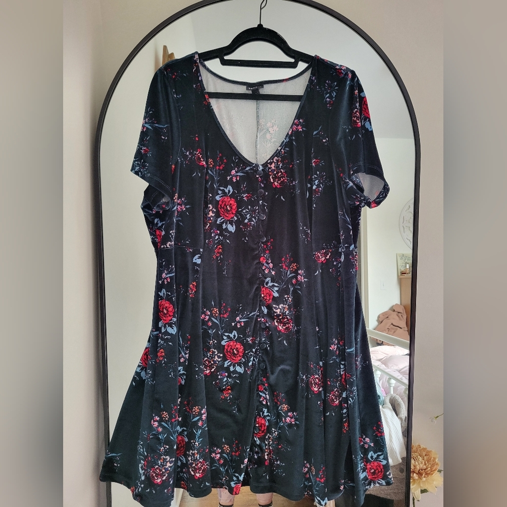 Dark Green Velvet Torrid Floral Swing Dress - Picture 2 of 8